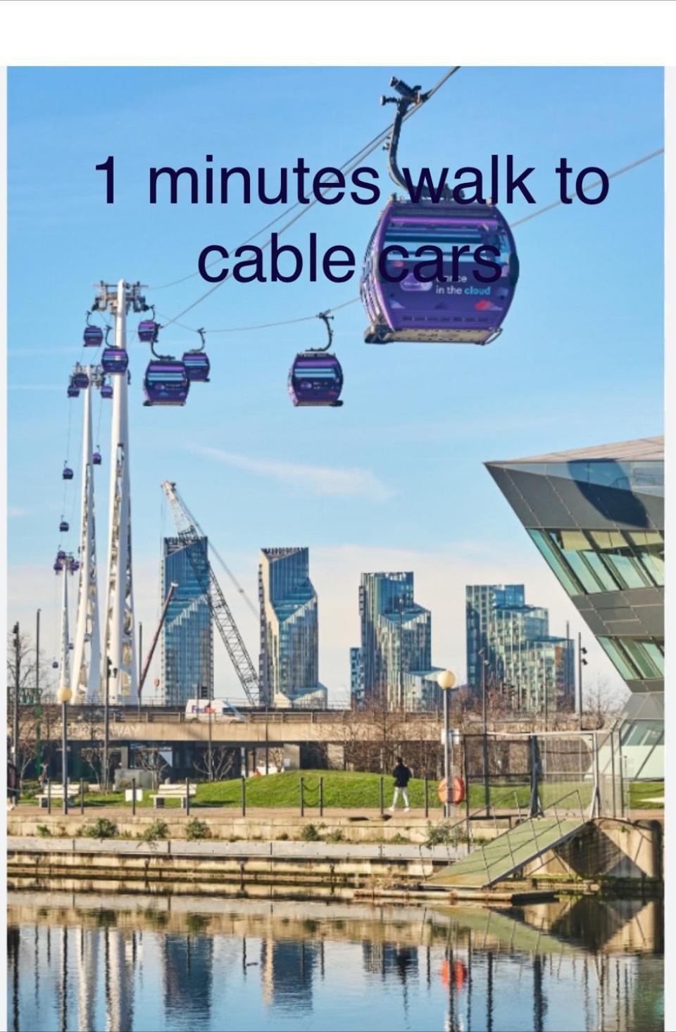 O2 & Excel Zone 2 Sleeps 6 Londra