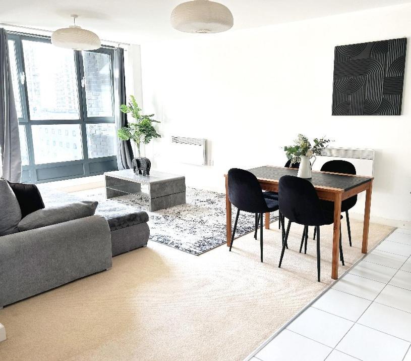 Appartamento O2 & Excel Zone 2 Sleeps 6 *
